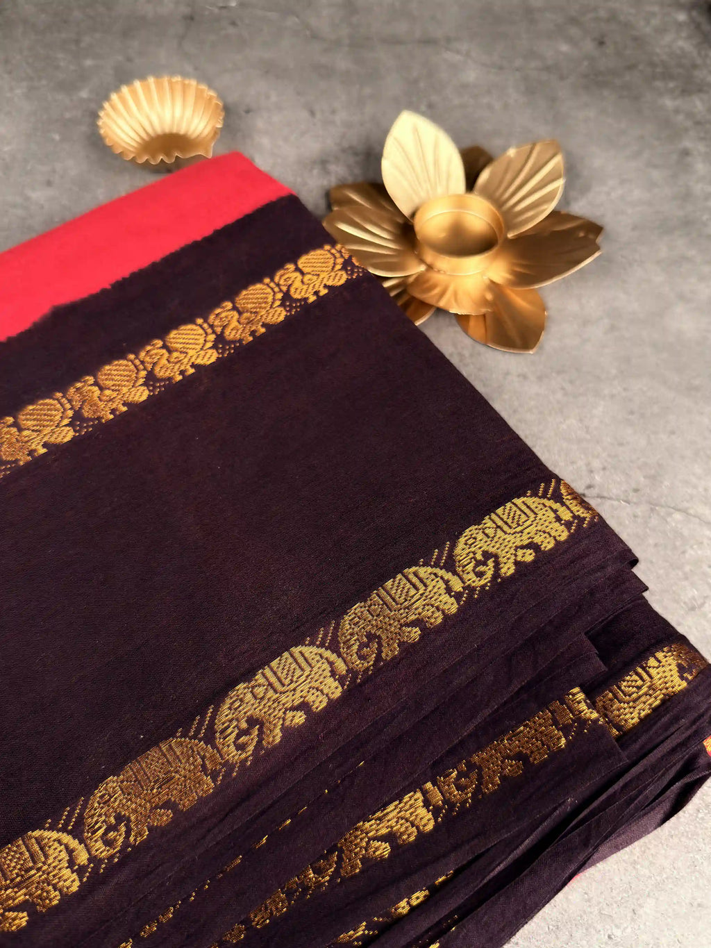 Premium Sungudi Cotton Saree | Hot Fuchsia with Deep Aubergine