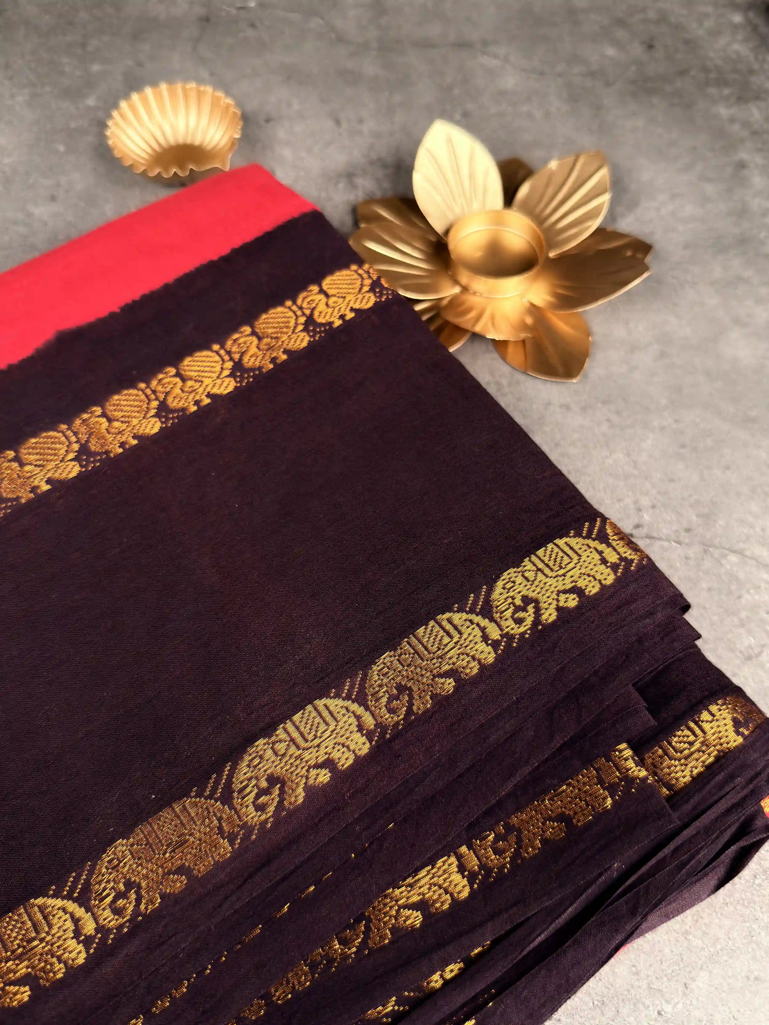 Premium Sungudi Cotton Saree | Hot Fuchsia with Deep Aubergine